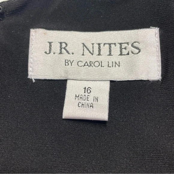 J.R.Nites by Carolin black-top dress with a pink A-line skirt. Size 16. Roses - Picture 8 of 16